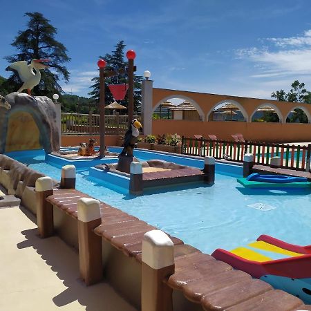Camping Domaine De Senaud Albon Экстерьер фото