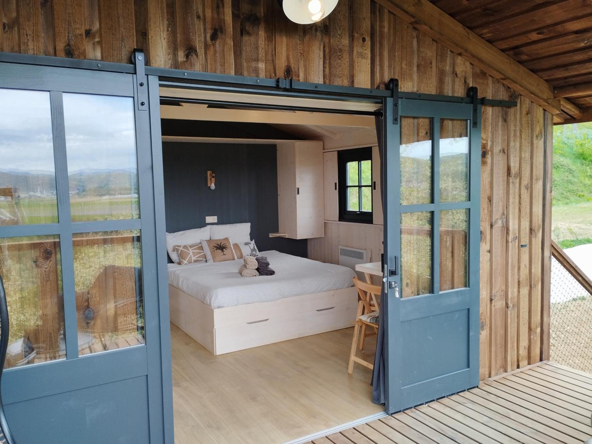 Camping Domaine De Senaud Albon Экстерьер фото
