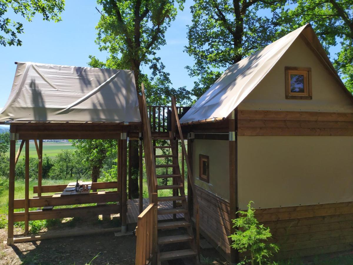 Camping Domaine De Senaud Albon Экстерьер фото